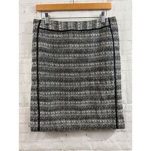 Liz Claiborne Skirt Womens Size 8P Black White Business Casual Contemporary
